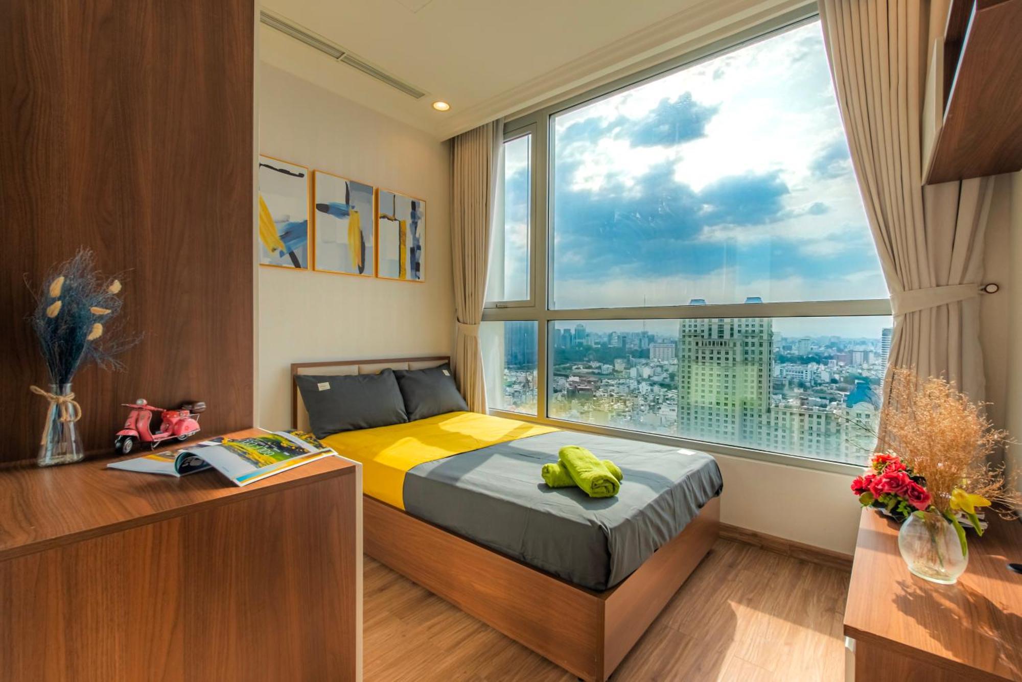 Central Apartments - Vinhomes Central Park, Landmark 81 Area & Ice Skating Rink 胡志明市 外观 照片