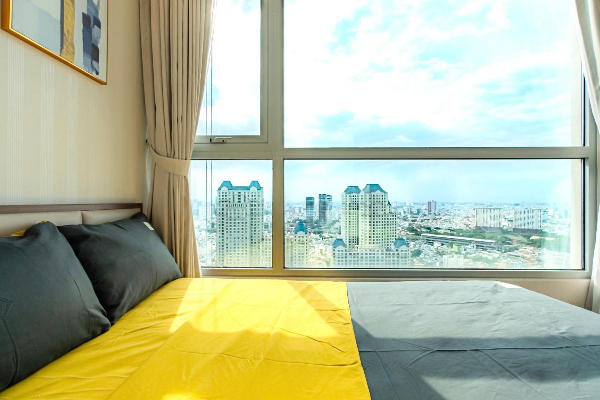 Central Apartments - Vinhomes Central Park, Landmark 81 Area & Ice Skating Rink 胡志明市 外观 照片